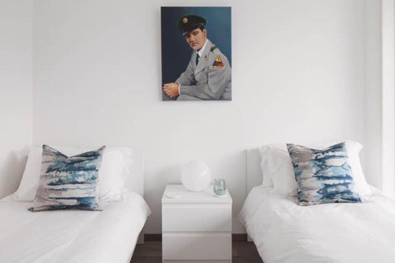 شقة Ulivi Luxury Loft & Pool - The House Of Travelers Carate Urio المظهر الخارجي الصورة
